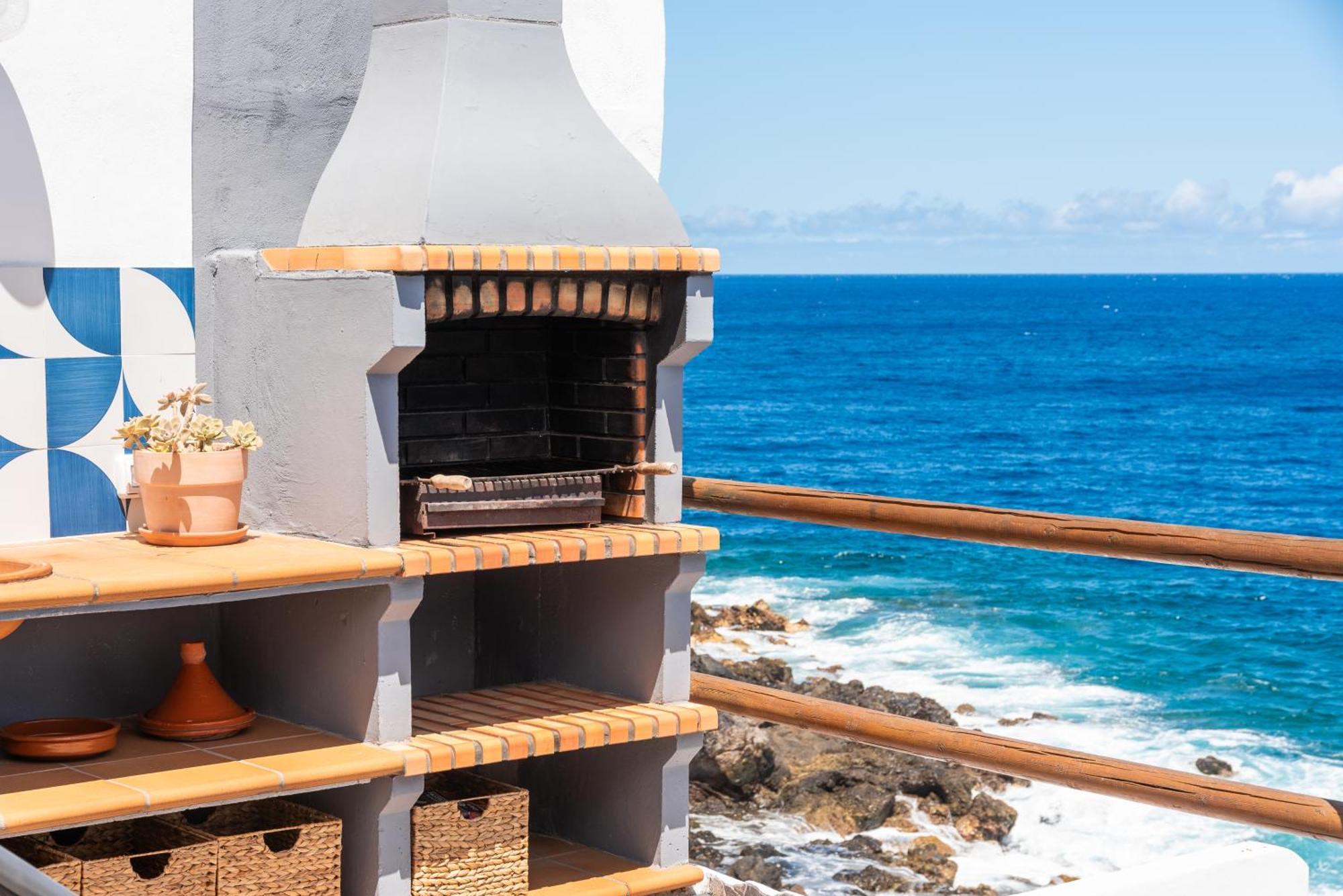 Luminous Loft Apartment Next To The Atlantic Ocean Radazul Buitenkant foto